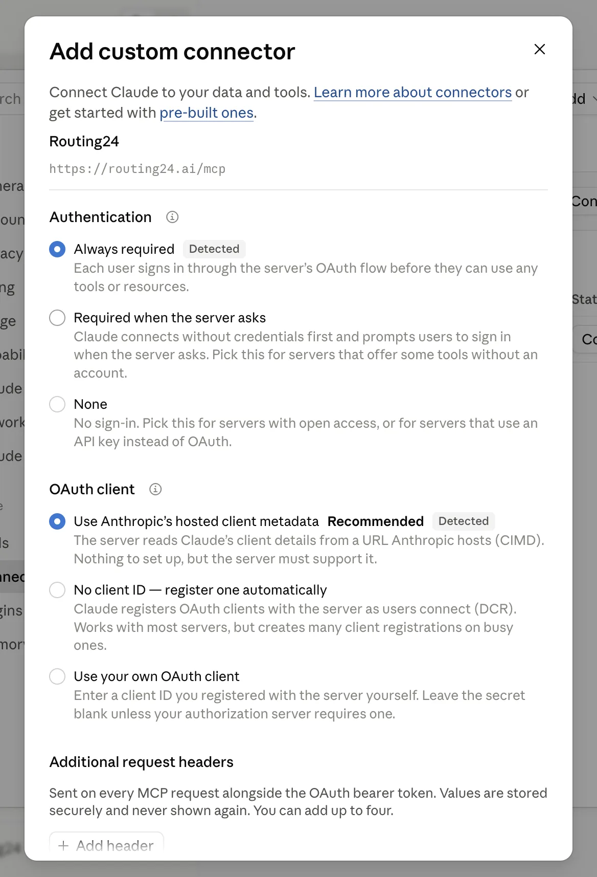 Las secciones Authentication y OAuth client del mismo diálogo, con Always required y Use Anthropic's hosted client metadata seleccionados y marcados como Detected