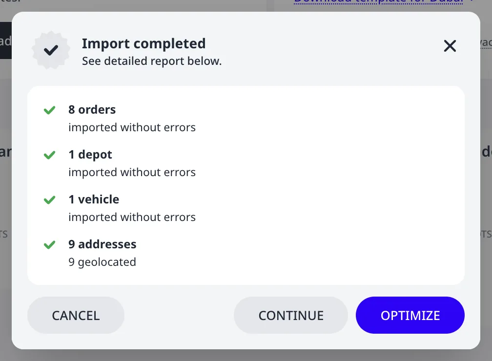 Der Import-Prüfdialog meldet 8 Aufträge, 1 Depot, 1 Fahrzeug und 9 geolokalisierte Adressen, mit den Schaltflächen Abbrechen, Weiter und Optimieren